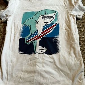 Lot of 5 Cat and Jack, Old Navy and CrewCuts shirts size 6/7